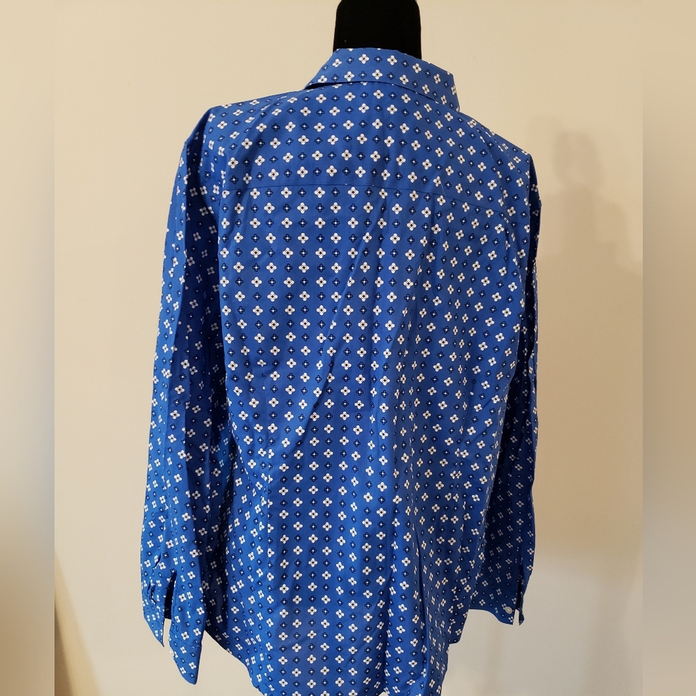 Plus Blue Patterned Button-Up Shirt - Picture 2 of 2